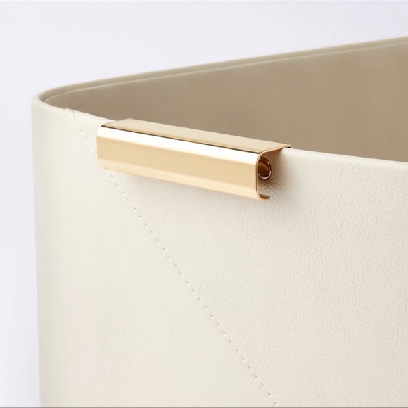 NEW Threshold Storage Bin - Picture 2 of 5